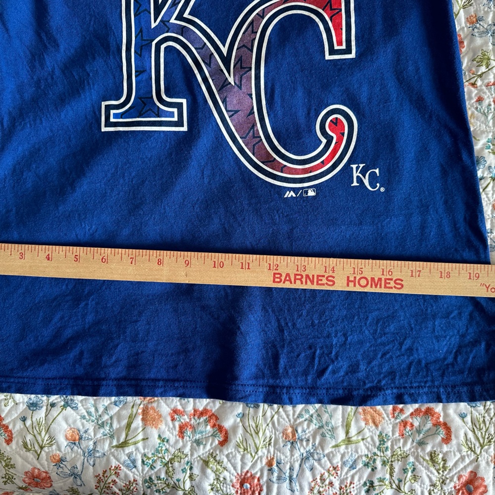 Women’s Kansas City Royals T-Shirt, Size Medium - Picture 11 of 11